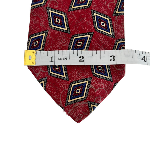 Liberty of London Mens 100% Silk Tie Red Geometric Print 3.25" Width 58" Length - Picture 3 of 5